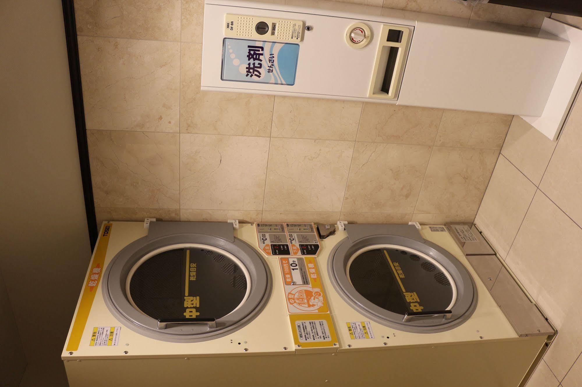 Toyoko Inn Misato Ekimae Exteriör bild